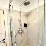 Apartman Fundeni Langa Spital