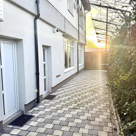 Fundeni Langa Spital