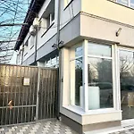 Fundeni Langa Spital Appartamento