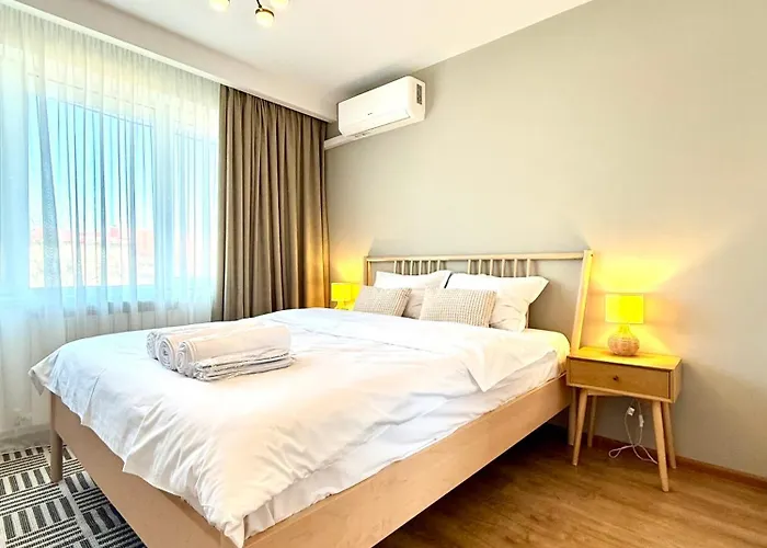 Fundeni Langa Spital Апартаменты *